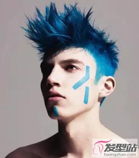 男生蓝色染发发型