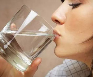 饭后喝水能减肥吗？饭后喝水减肥方法
