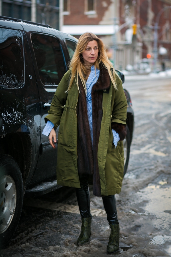 派克大衣街拍_看潮流人士怎样搭配派克大衣-看淘网