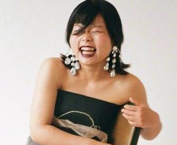 微博比胸大赛3000乳神晒露奶照 happy张江搜集露乳照