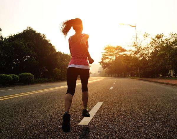 长期跑步的朋友停止跑步会怎样？肌肉力量开始下降！