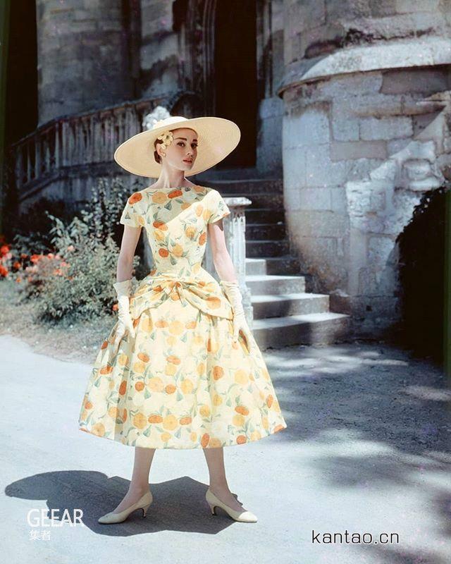 想成为优雅女人向女神奥黛丽·赫本学习这8个美容秘诀吧!